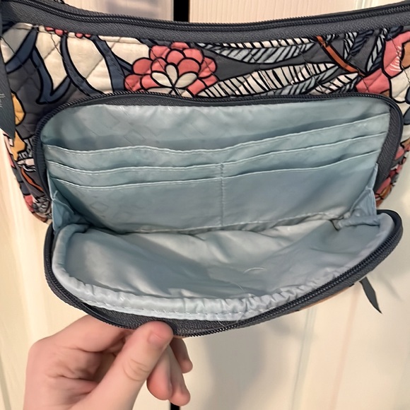 Vera Bradley Crossbody - Picture 3 of 4